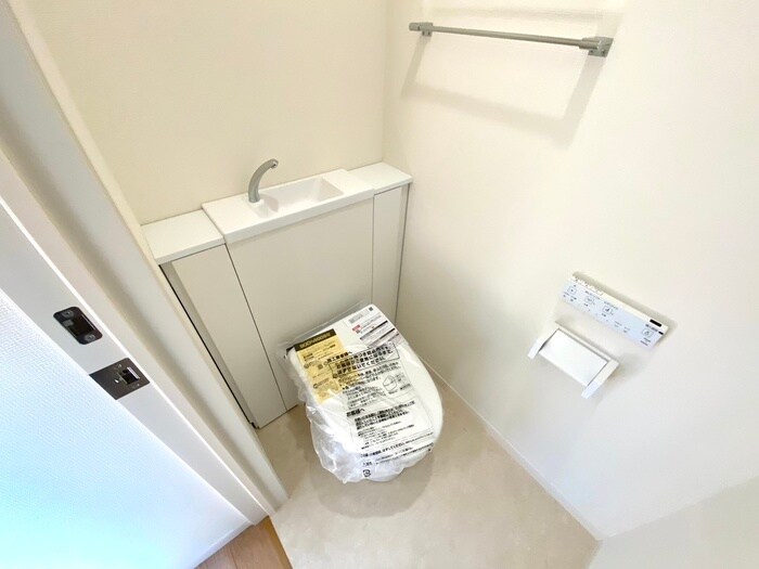 物件内観写真14　(トイレ)