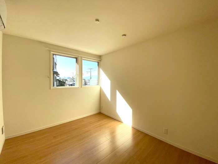 物件内観写真22　(居室)