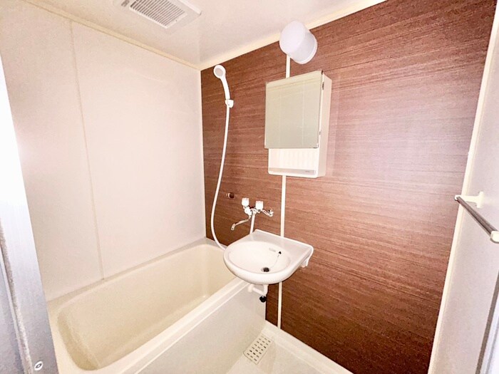 物件内観写真12　(バス／シャワールーム等)