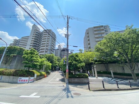 オ－クヒルズ香里五番館(1206)外観写真