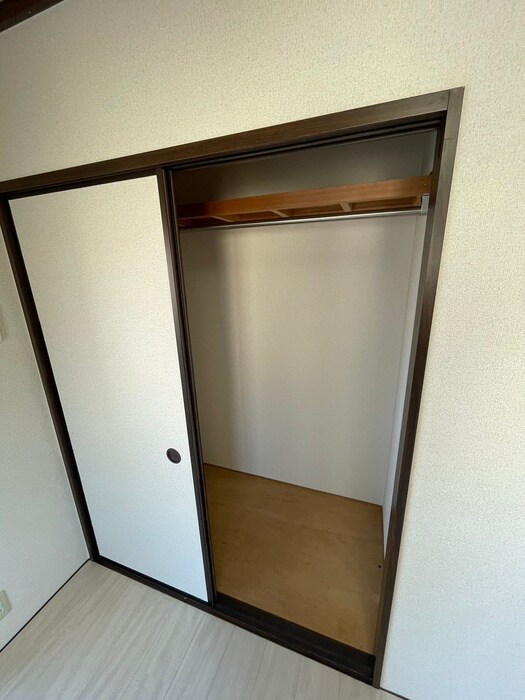 物件内観写真10　(収納)
