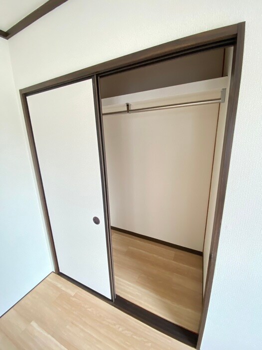 物件内観写真10　(収納)