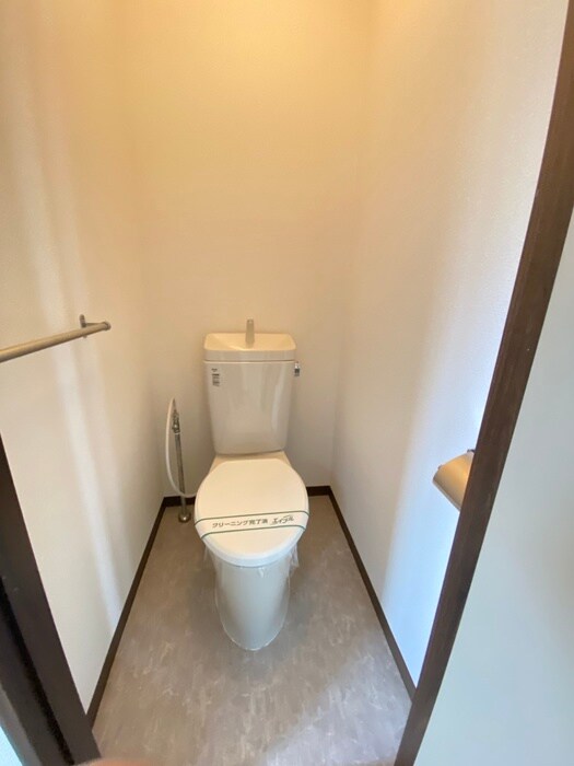 物件内観写真12　(トイレ)