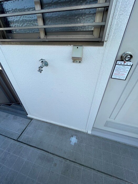 物件内観写真14　(洗濯機置場)