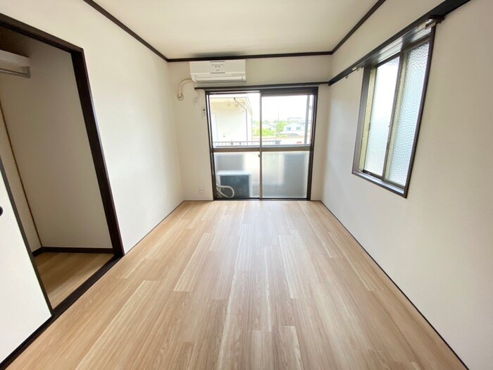 物件内観写真19　(居室)