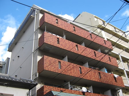マンションリ－ベ外観写真