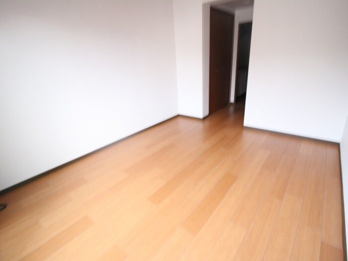 物件内観写真5　(居室)