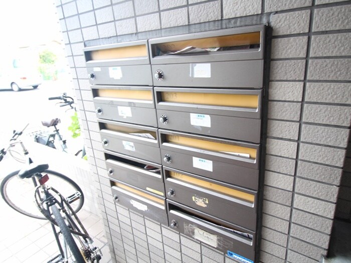 物件外観写真6　(建物設備)