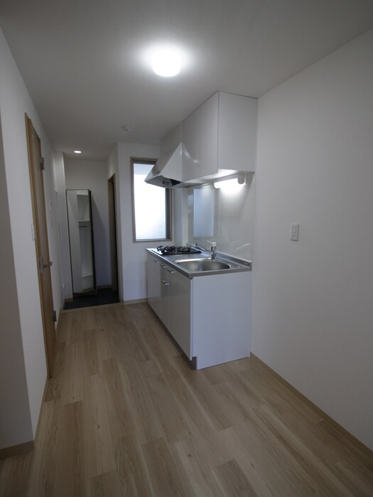 物件内観写真8　(廊下)