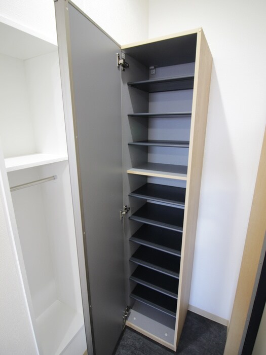 物件内観写真17　(靴箱)