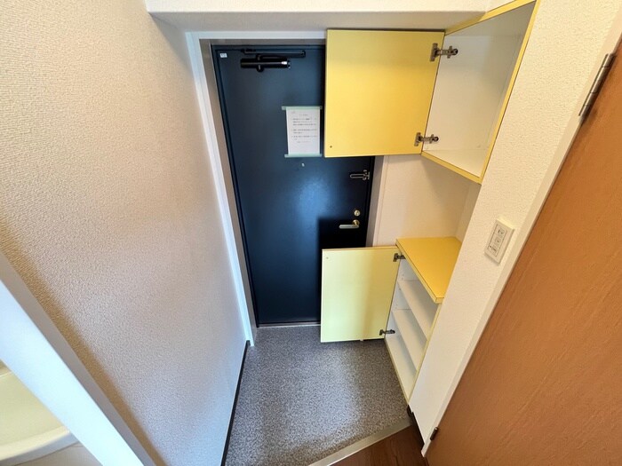 物件内観写真11　(靴箱)