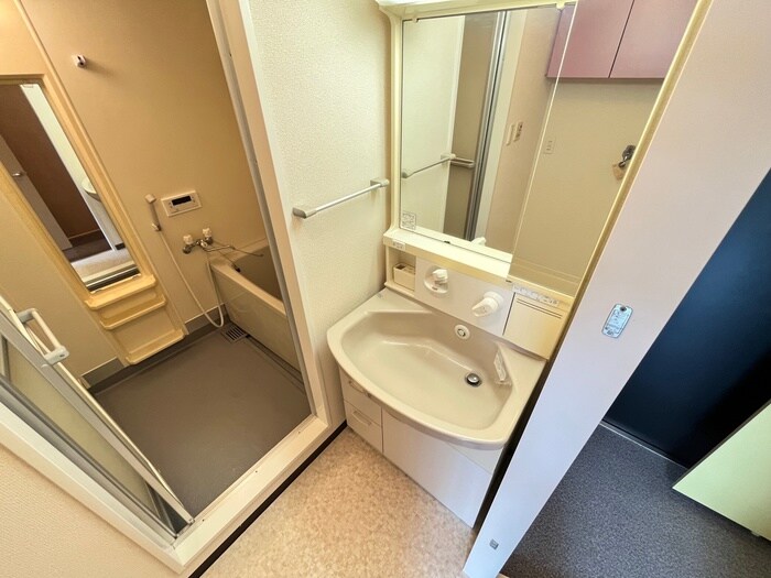 物件内観写真12　(洗面)