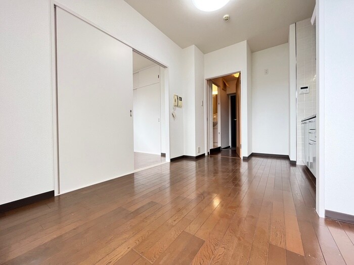 物件内観写真15　(居室)