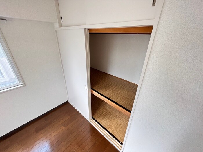 物件内観写真18　(収納)
