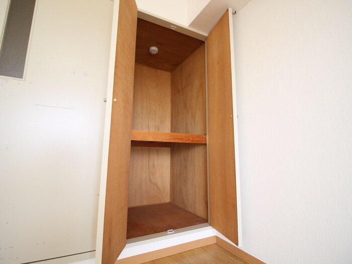 物件内観写真9　(収納)