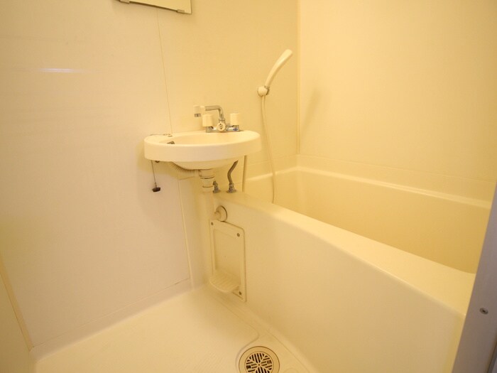 物件内観写真15　(バス／シャワールーム等)