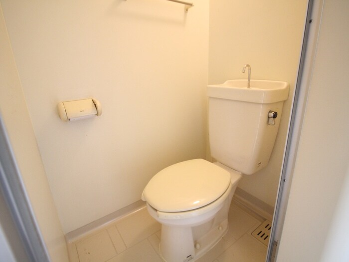 物件内観写真17　(トイレ)