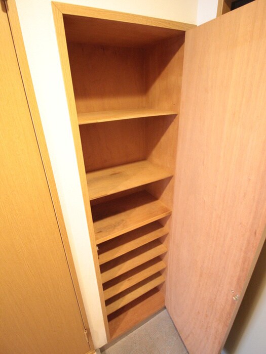 物件内観写真8　(収納)