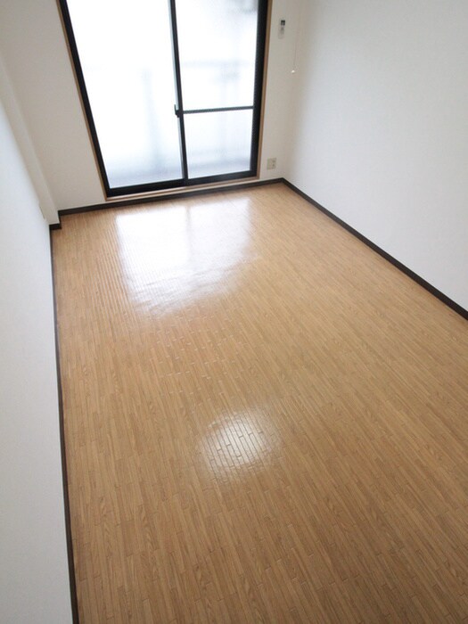 物件内観写真14　(居室)