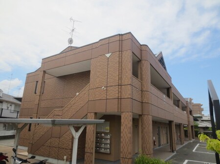 ロッソ・スク－デリア外観写真