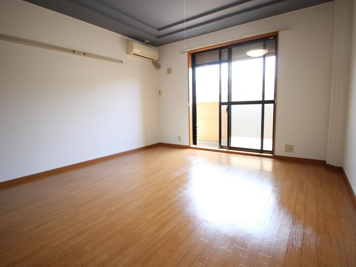 物件内観写真18　(居室)