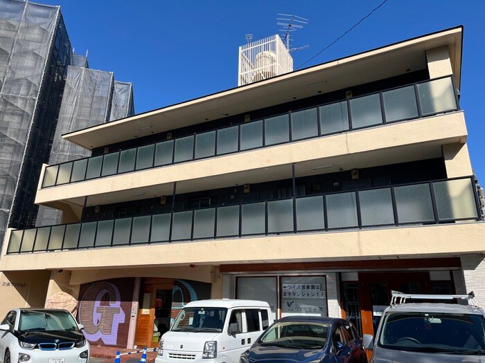 物件外観写真1　(外観写真)