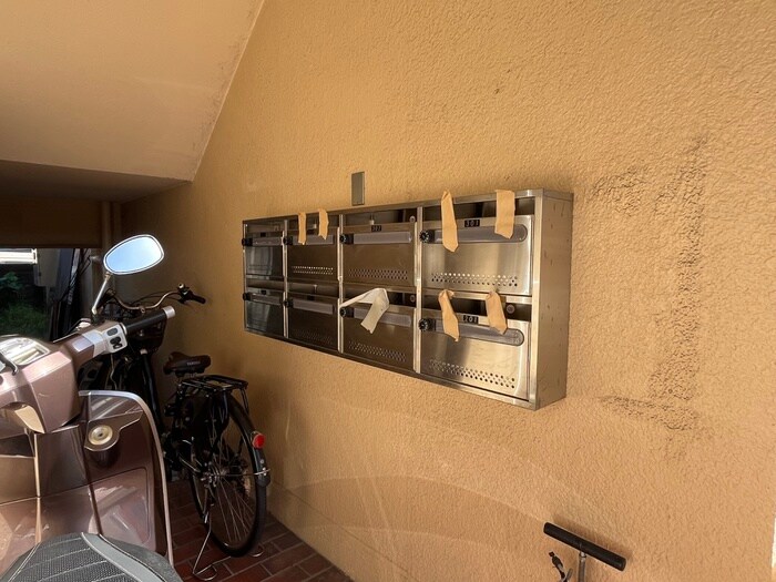 物件外観写真4　(建物設備)