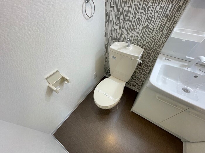 物件内観写真11　(トイレ)