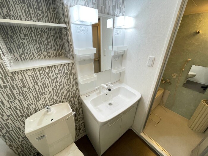 物件内観写真12　(洗面)