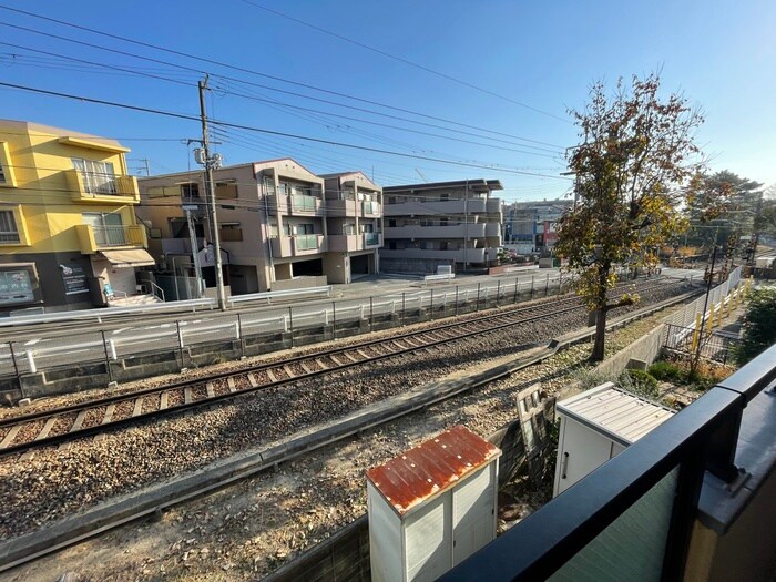 物件内観写真18　(室内からの展望)