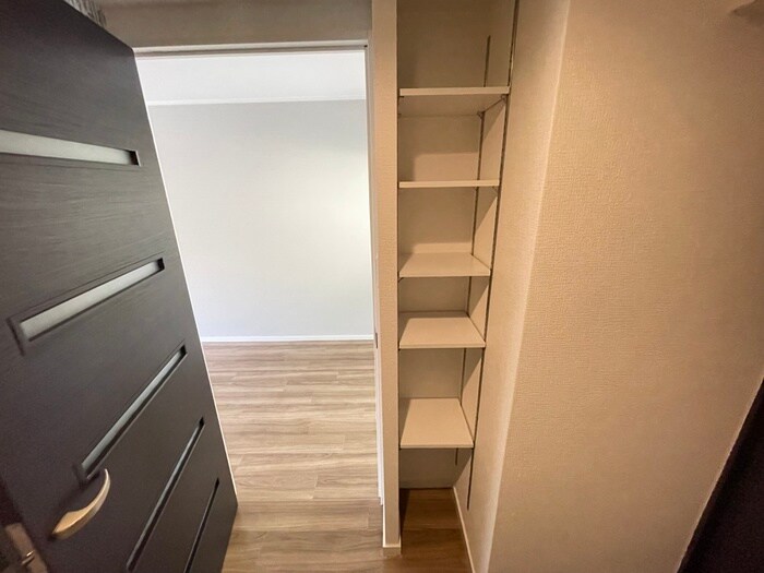 物件内観写真21　(靴箱)