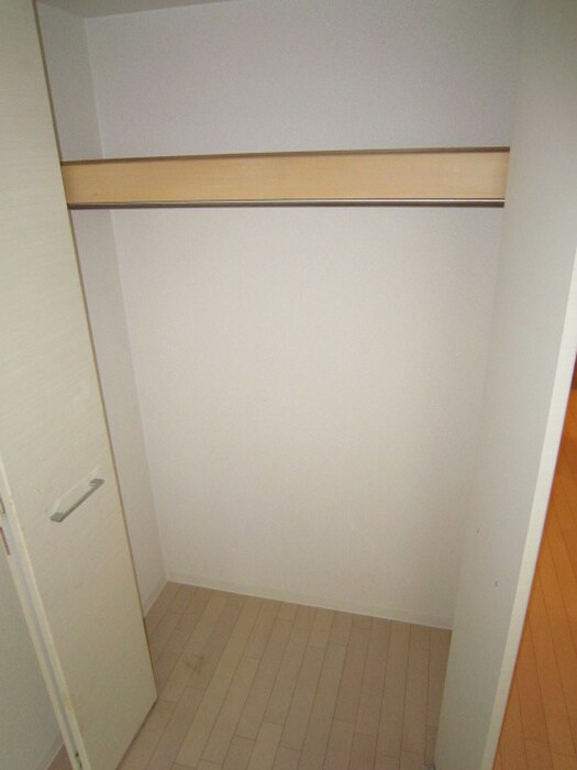 物件内観写真14　(収納)