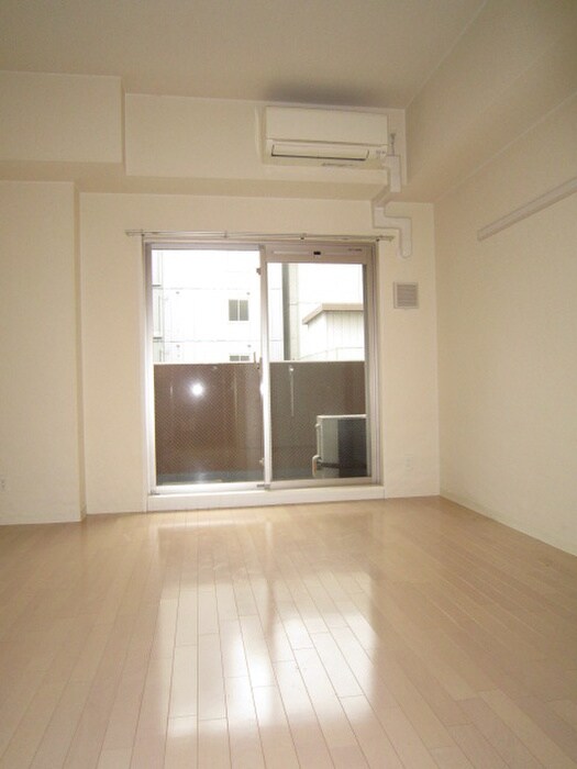 物件内観写真15　(居室)