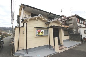 緑ヶ丘2丁目4貸家外観写真