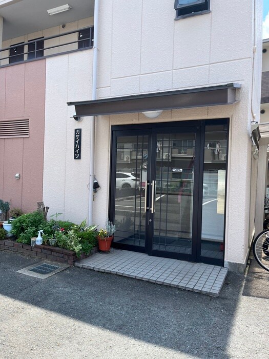 物件外観写真5　(エントランス部分)