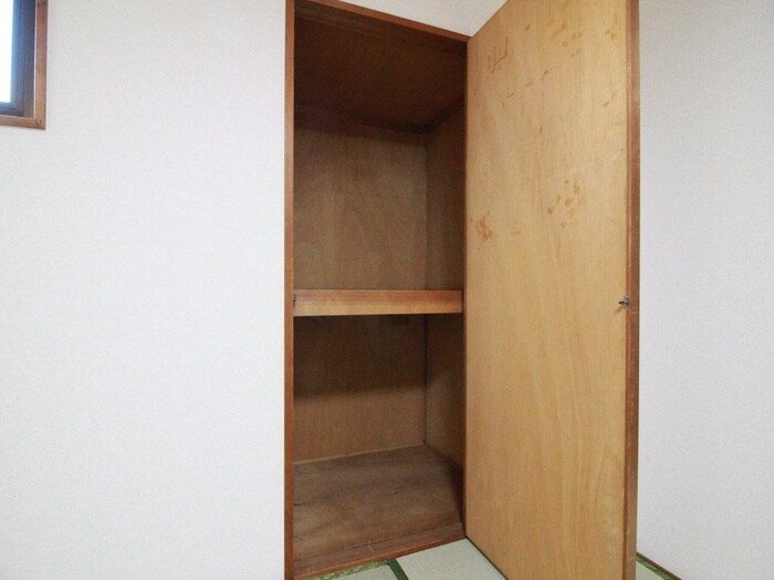 物件内観写真13　(収納)
