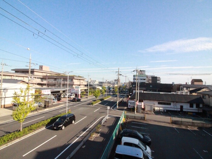 物件内観写真21　(室内からの展望)