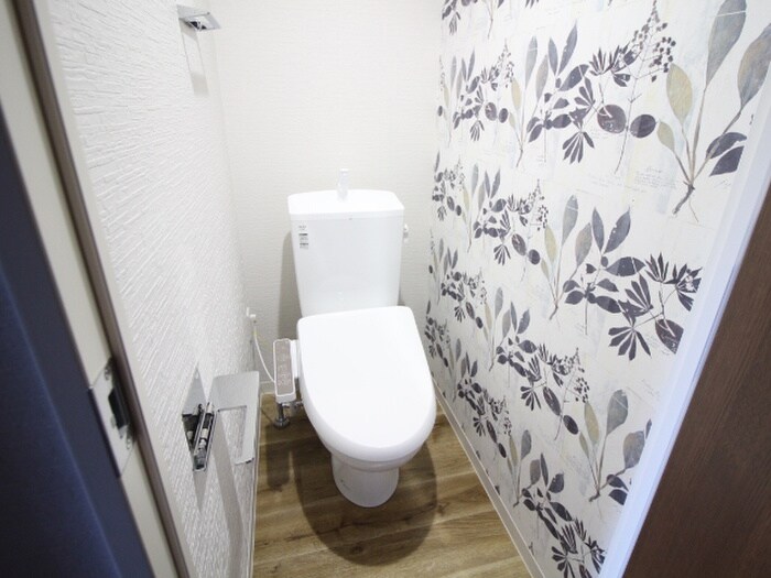 物件内観写真10　(トイレ)