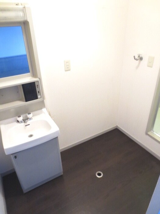 物件内観写真8　(洗面)