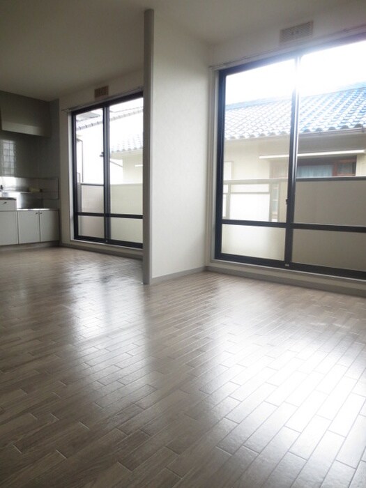 物件内観写真10　(居室)