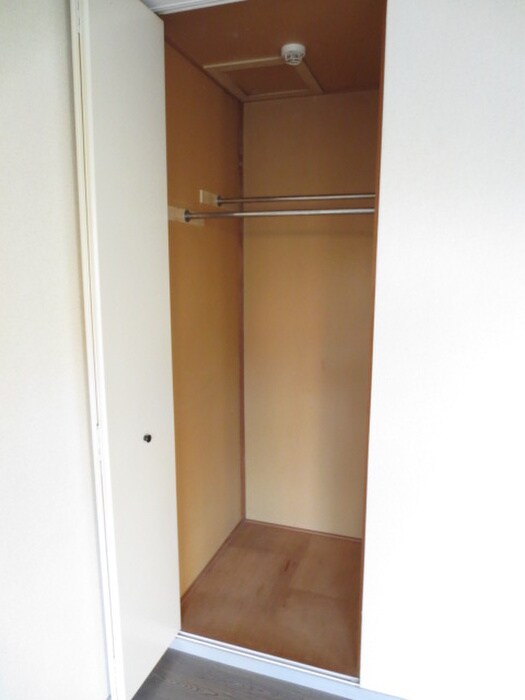 物件内観写真16　(収納)