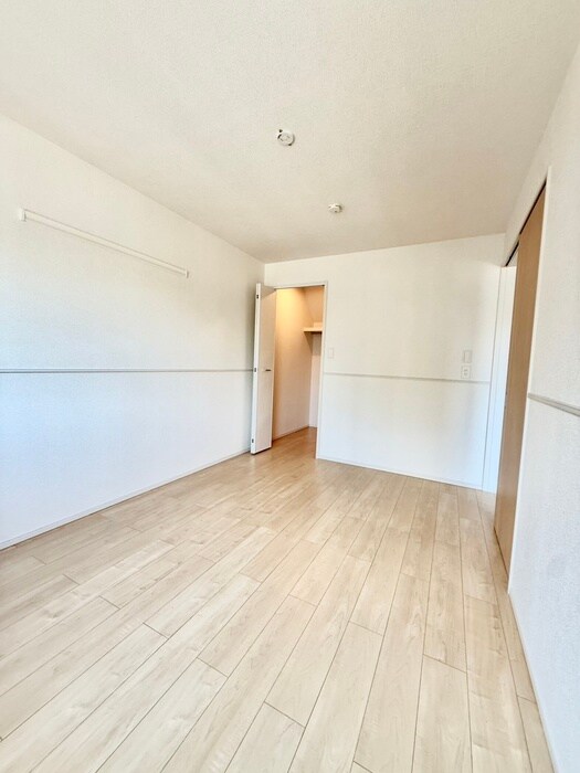 物件内観写真10　(居室)