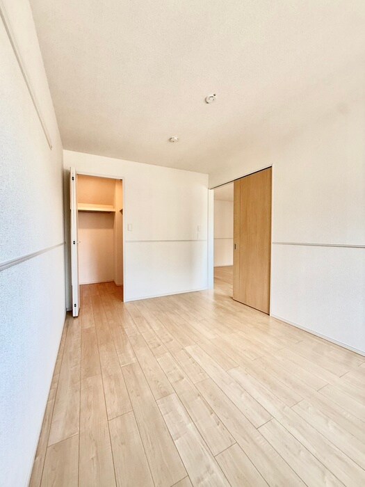 物件内観写真11　(居室)