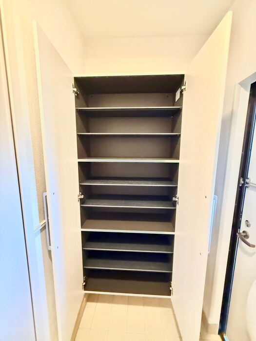 物件内観写真21　(靴箱)