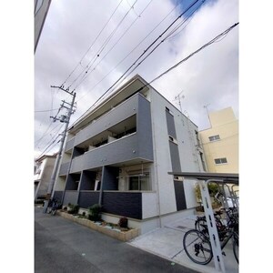 カンツォーネ外観写真