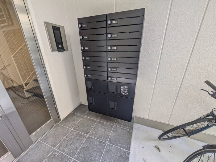 物件外観写真4　(建物設備)