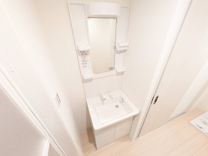 物件内観写真10　(洗面)