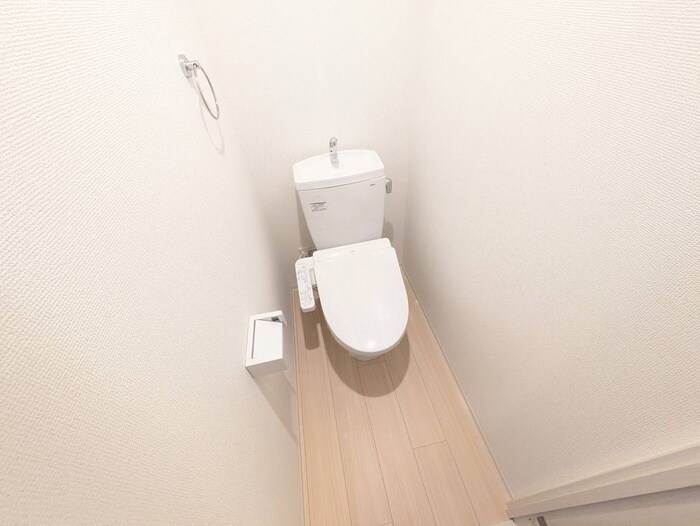 物件内観写真11　(トイレ)