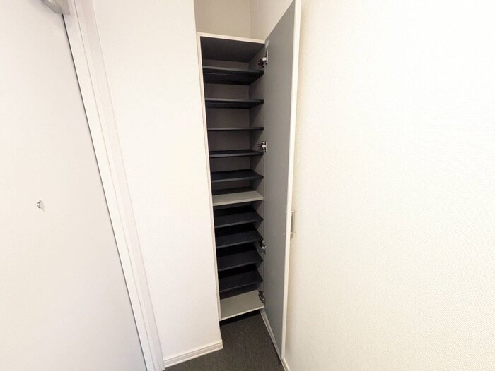 物件内観写真20　(靴箱)