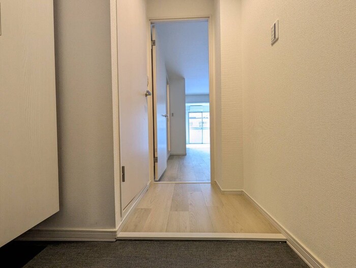 物件内観写真21　(廊下)